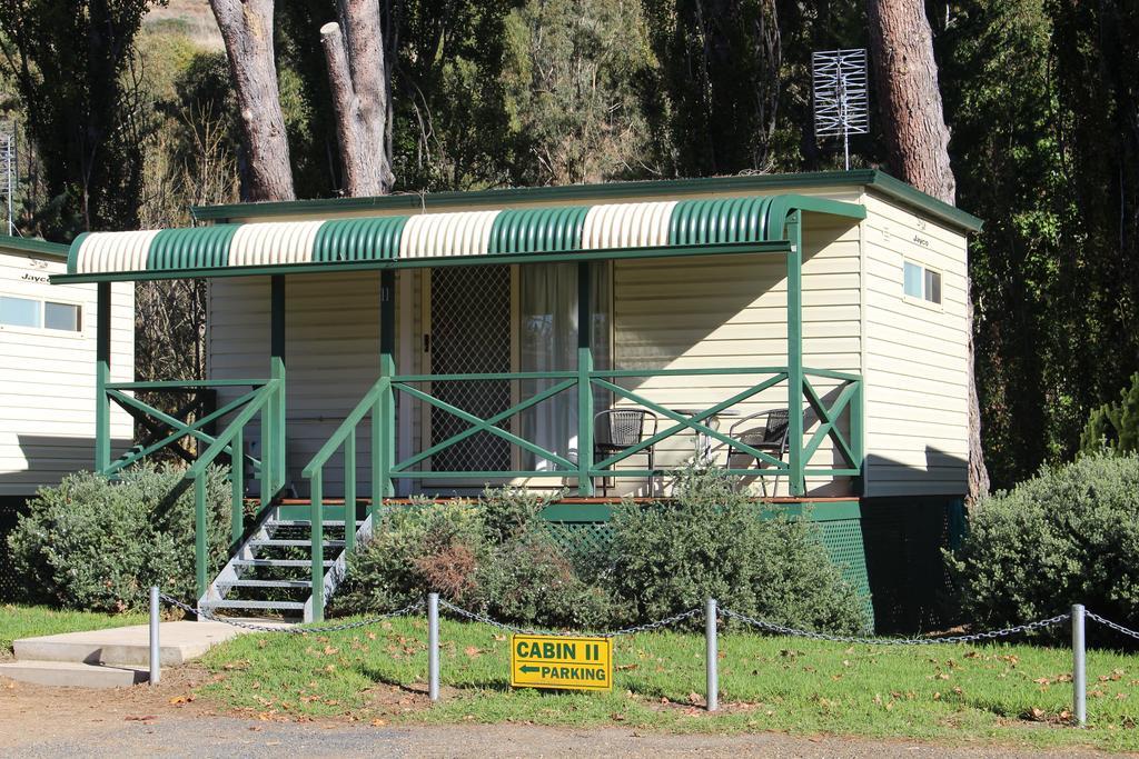 Gundagai Cabins & Tourist Park Exterior photo